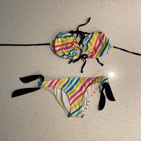 O'Neill Other - Colorful Striped Bikini Swim Set